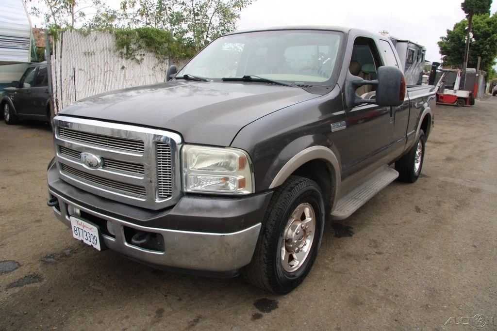 2005 Ford Super Duty 1st Gen - Image 2 of 21