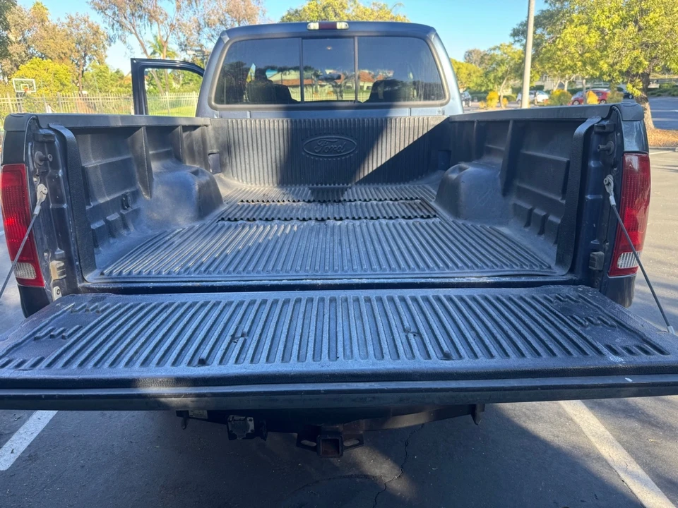 2005 Ford Super Duty 1st Gen - Image 8 of 9