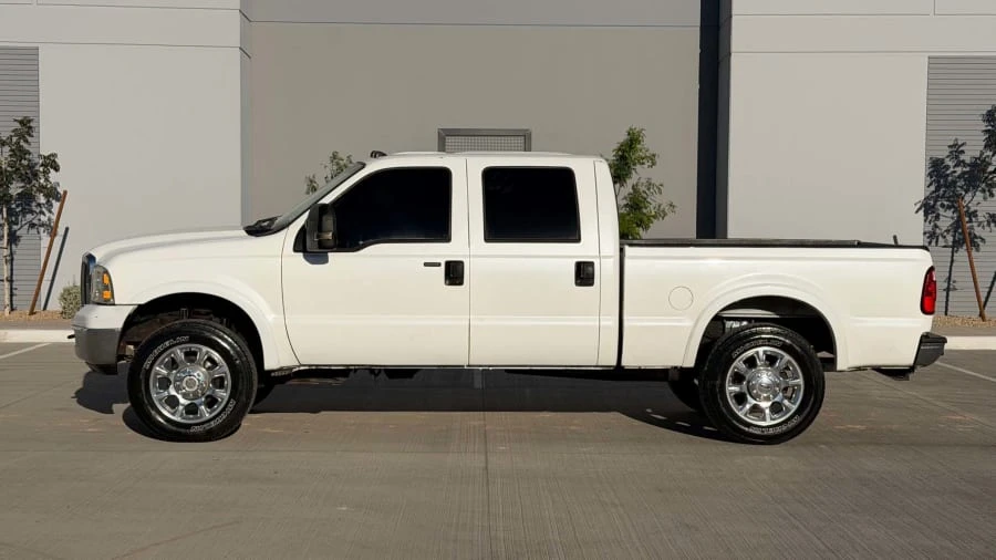2005 Ford Super Duty 1st Gen - Image 2 of 18