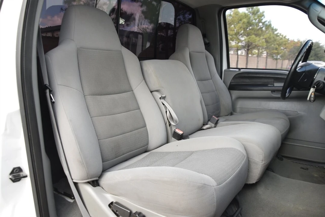 2005 Ford Super Duty 1st Gen - Image 10 of 10
