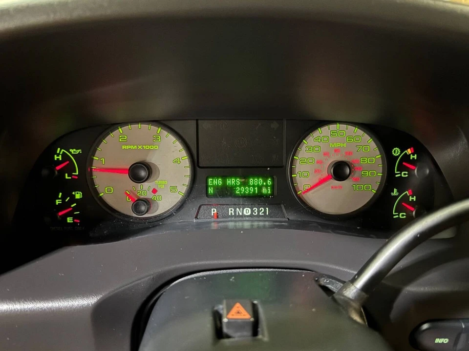 2005 Ford Super Duty 2nd Gen - Image 2 of 12