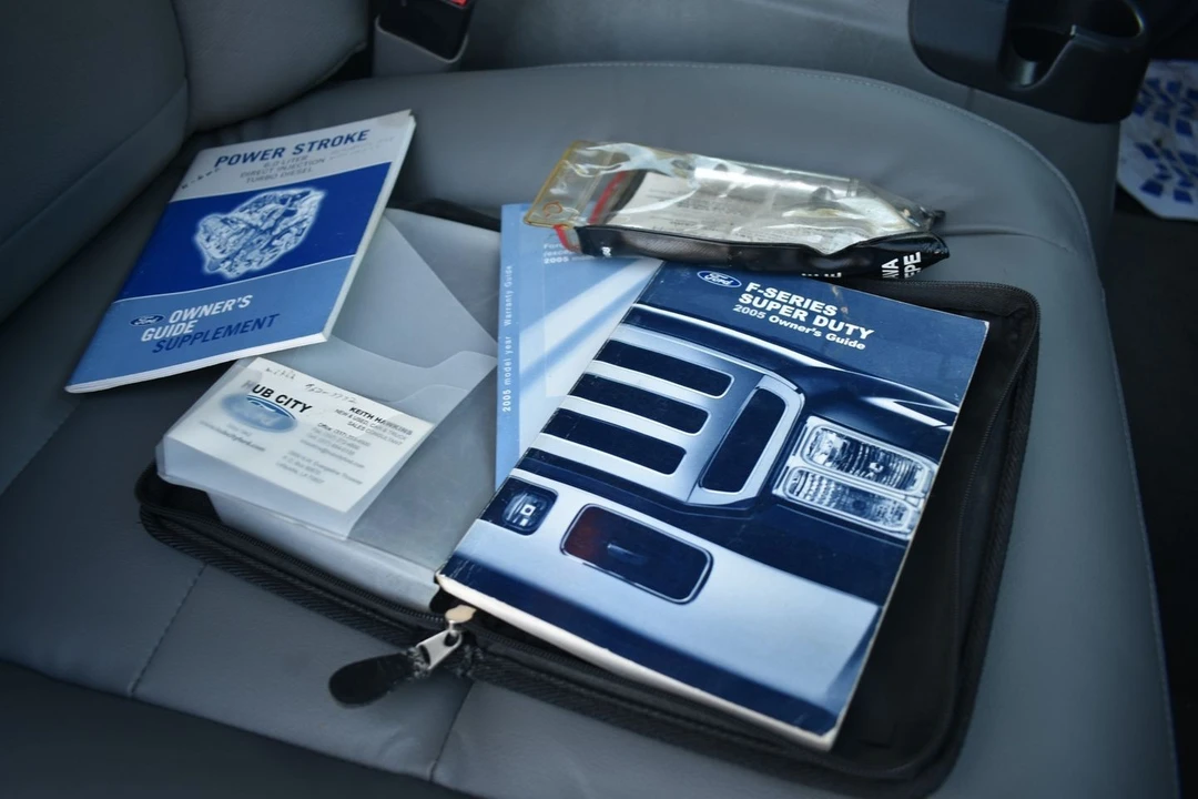 2005 Ford Super Duty 1st Gen - Image 19 of 21
