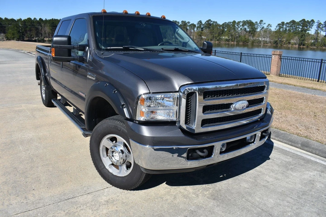 2005 Ford Super Duty 1st Gen - Image 2 of 21