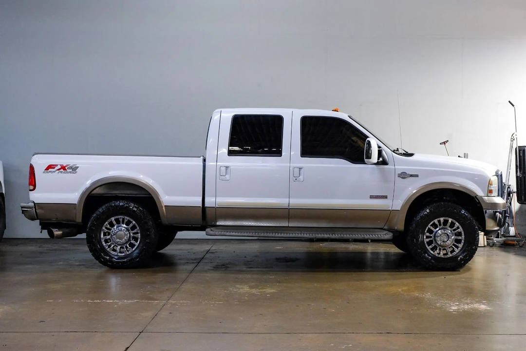 2005 Ford Super Duty 1st Gen - Image 9 of 12