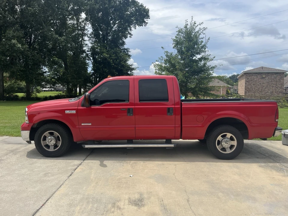 2005 Ford Super Duty 1st Gen - Image 2 of 8