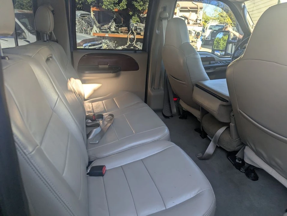 2005 Ford Super Duty 1st Gen - Image 18 of 21