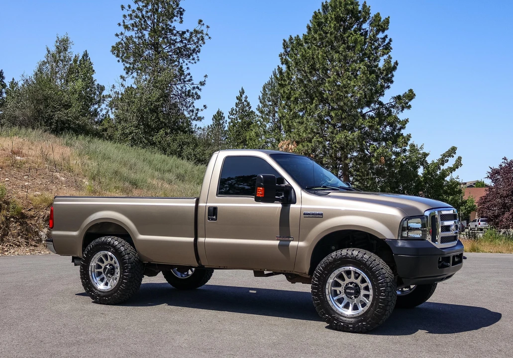2005 Ford Super Duty 1st Gen - Image 25 of 31