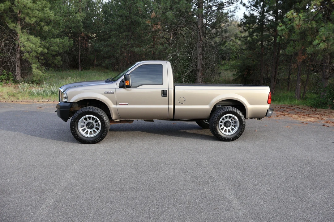 2005 Ford Super Duty 1st Gen - Image 12 of 31