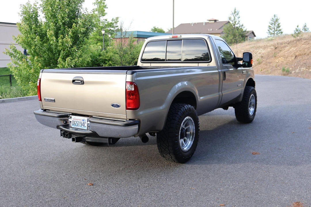 2005 Ford Super Duty 1st Gen - Image 18 of 31