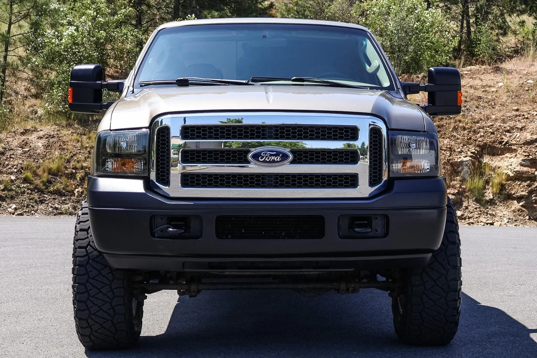 2005 Ford Super Duty 1st Gen - Image 2 of 31