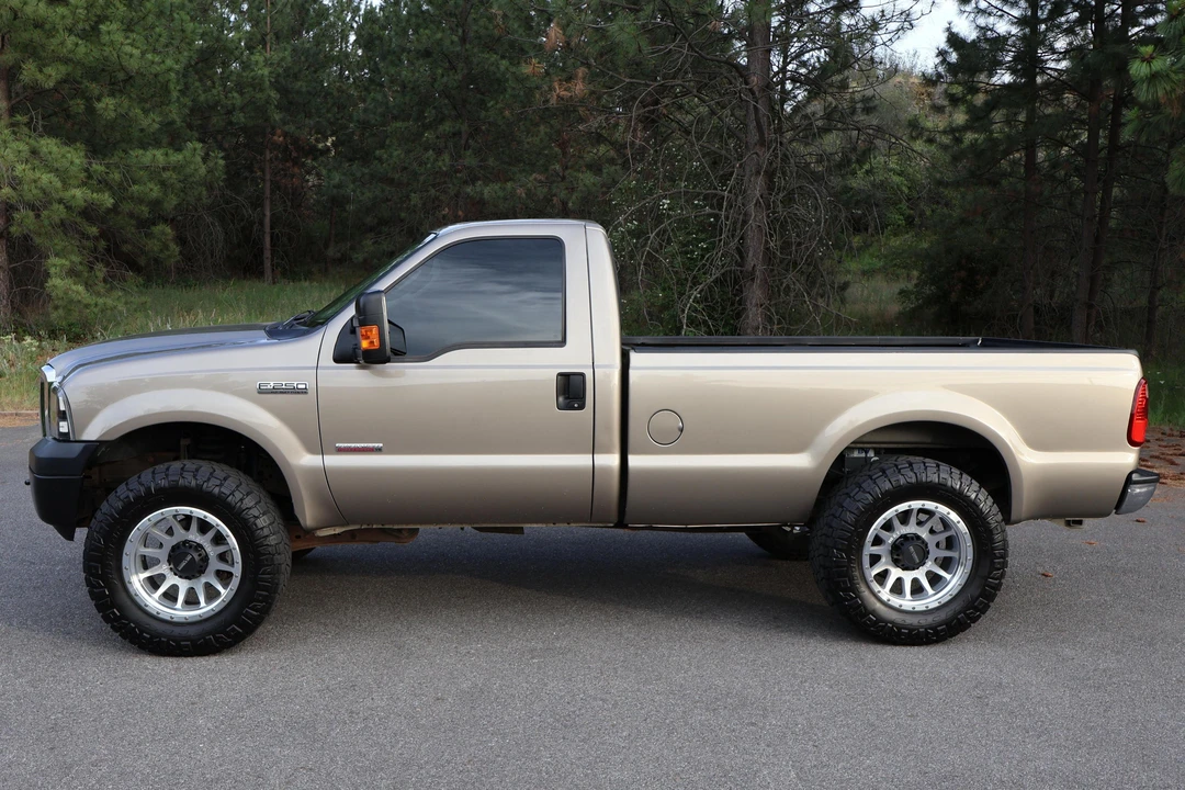 2005 Ford Super Duty 1st Gen - Image 3 of 31