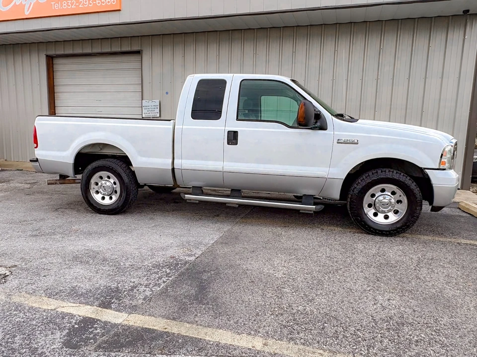 2005 Ford Super Duty 2nd Gen - Image 16 of 21