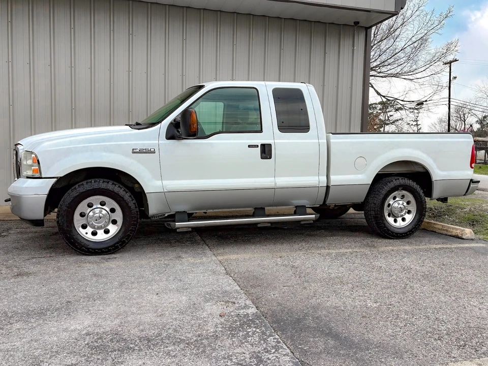 2005 Ford Super Duty 2nd Gen - Image 5 of 21