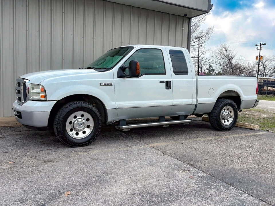 2005 Ford Super Duty 2nd Gen - Image 3 of 21
