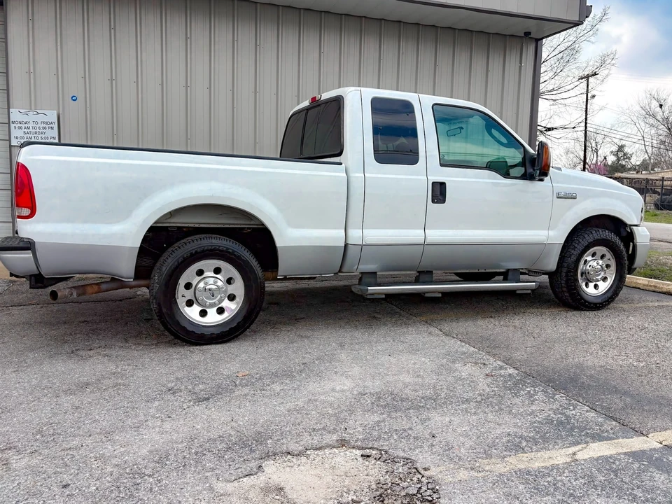 2005 Ford Super Duty 2nd Gen - Image 18 of 21