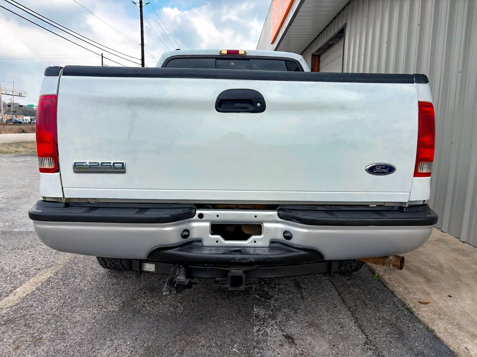 2005 Ford Super Duty 2nd Gen - Image 9 of 21