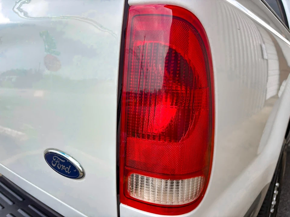 2005 Ford Super Duty 2nd Gen - Image 10 of 21