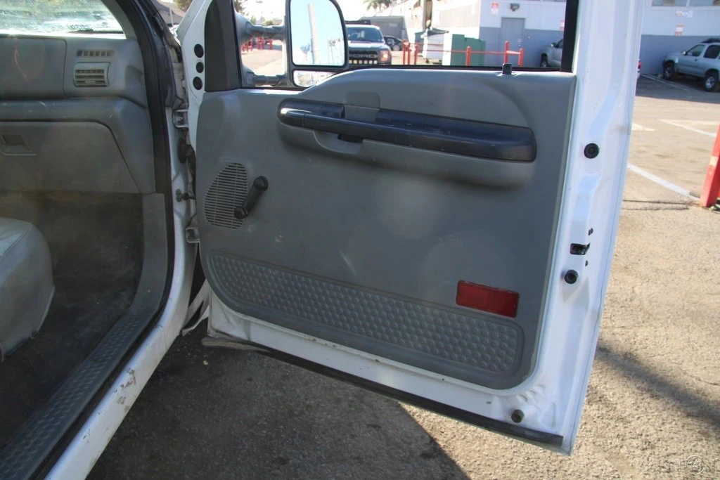 2005 Ford Super Duty 1st Gen - Image 19 of 21