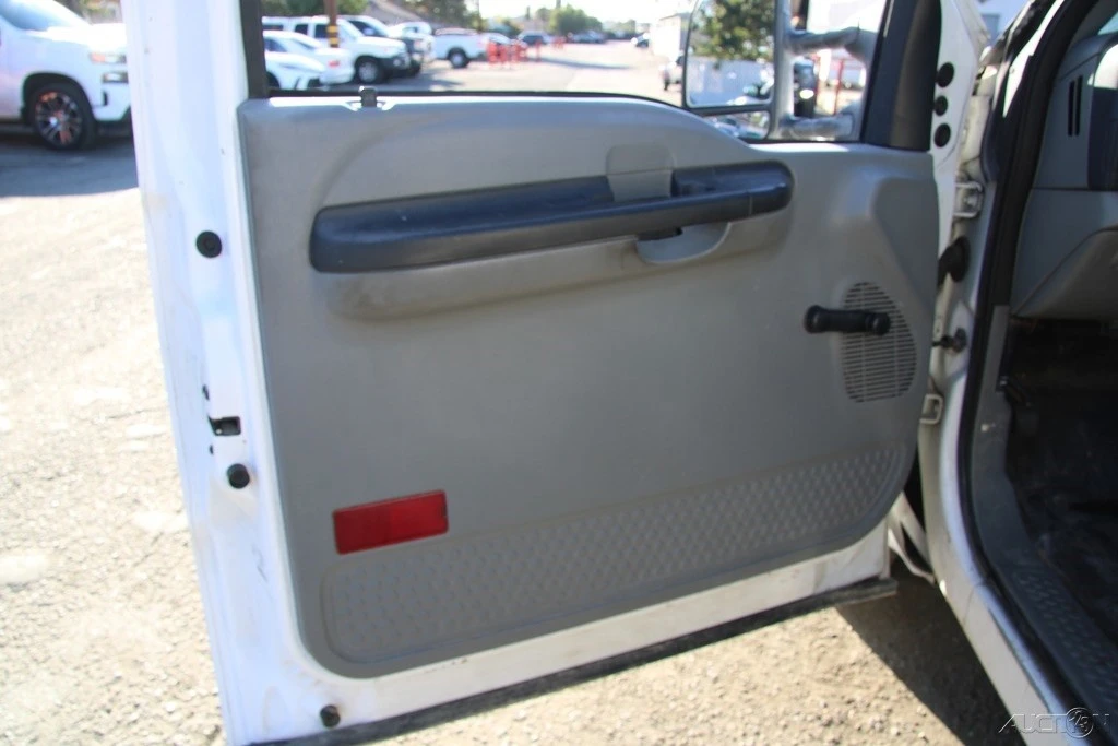 2005 Ford Super Duty 1st Gen - Image 13 of 21