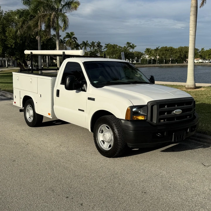 2005 Ford Super Duty 2nd Gen - Image 2 of 21
