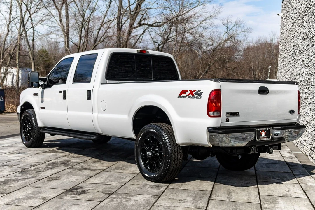 2005 Ford Super Duty 1st Gen - Image 13 of 21