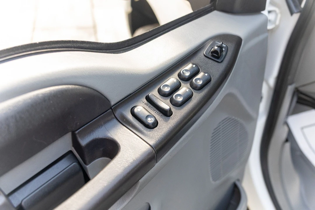 2005 Ford Super Duty 1st Gen - Image 21 of 21