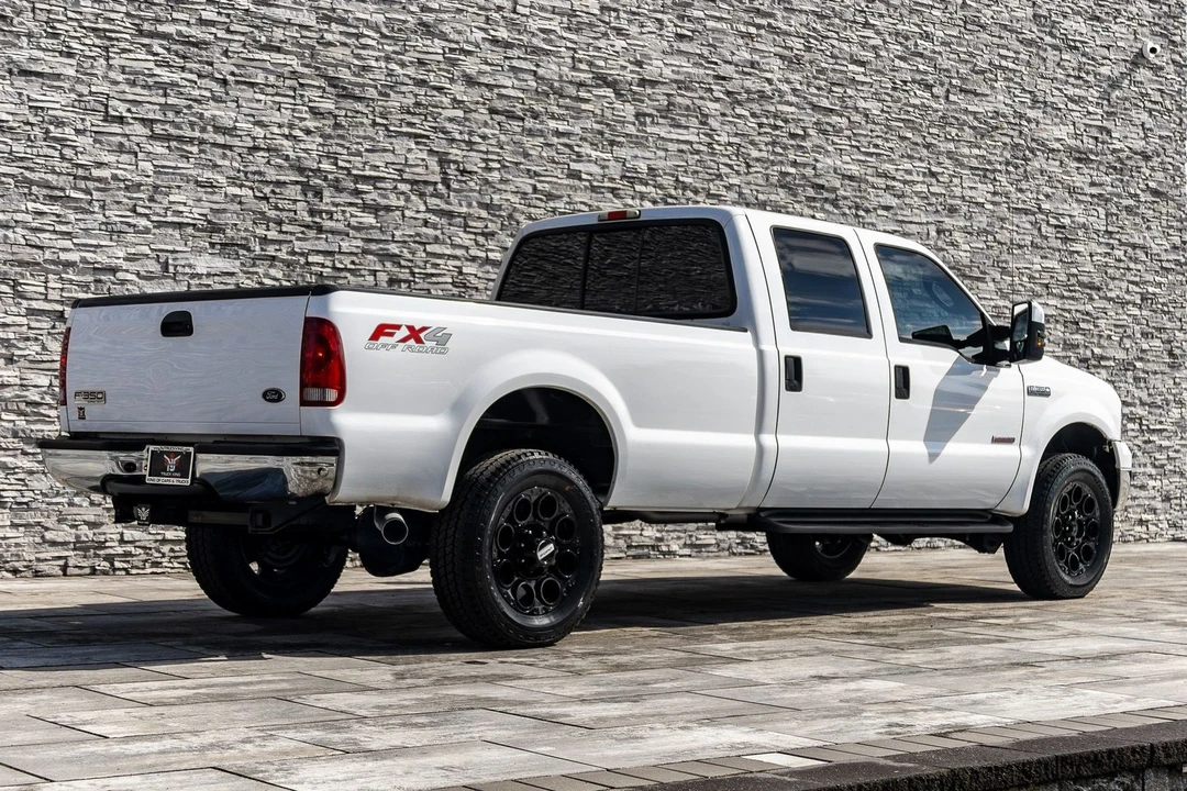 2005 Ford Super Duty 1st Gen - Image 17 of 21