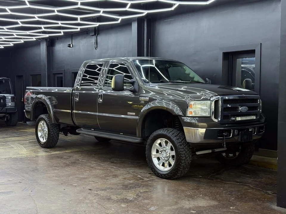 2005 Ford Super Duty 1st Gen - Image 11 of 12