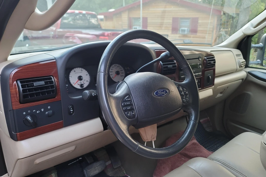2005 Ford Super Duty 1st Gen - Image 21 of 31