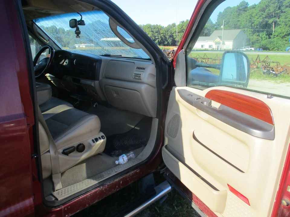 2005 Ford Super Duty 1st Gen - Image 10 of 12