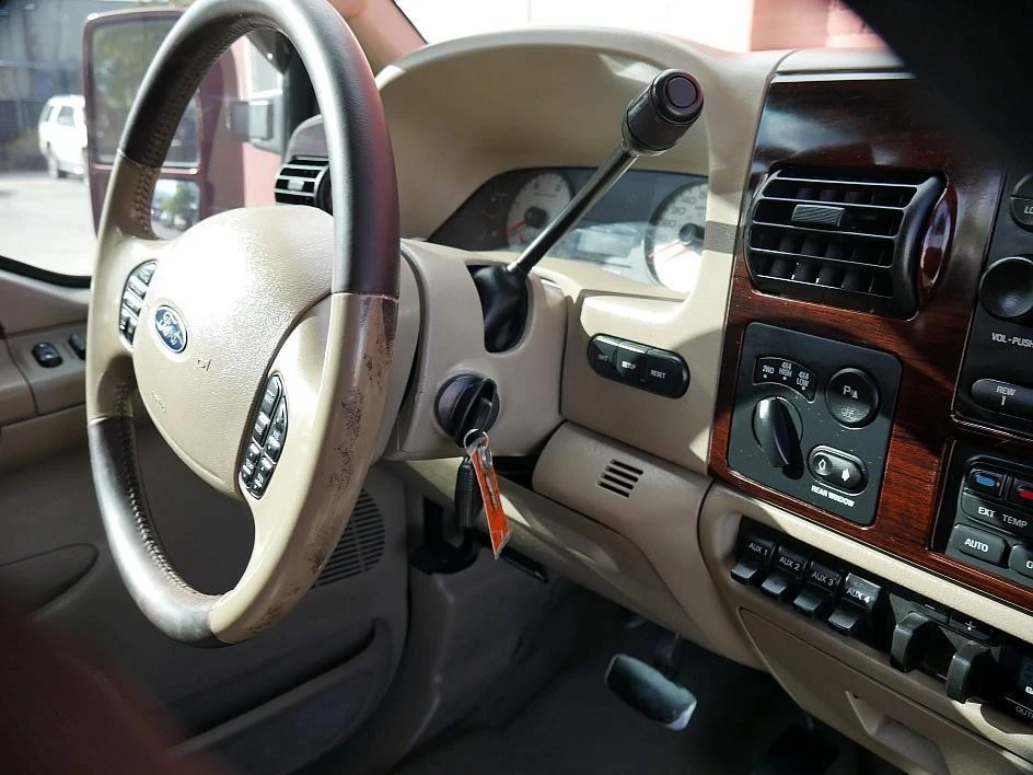 2005 Ford Super Duty 1st Gen - Image 19 of 21