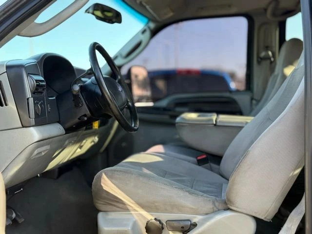 2005 Ford Super Duty 1st Gen - Image 10 of 12