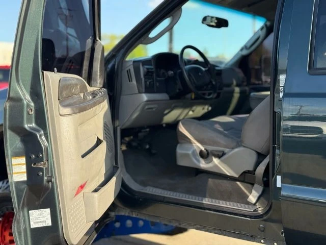 2005 Ford Super Duty 1st Gen - Image 9 of 12