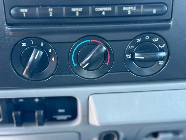 2005 Ford Super Duty 1st Gen - Image 15 of 21