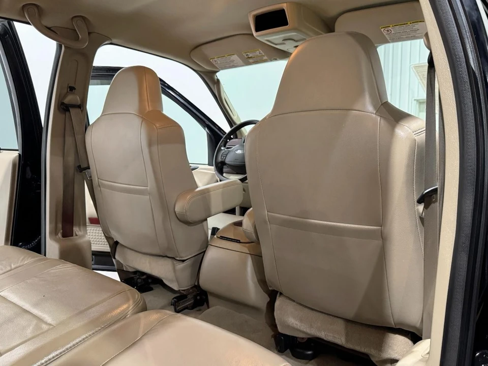 2005 Ford Super Duty 1st Gen - Image 14 of 31