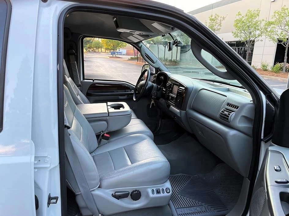 2005 Ford Super Duty 1st Gen - Image 10 of 21