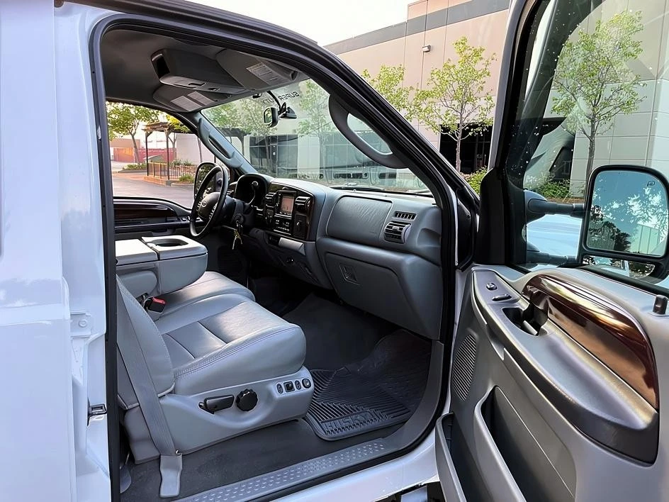 2005 Ford Super Duty 1st Gen - Image 9 of 21
