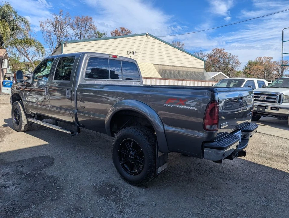 2005 Ford Super Duty 2nd Gen - Image 3 of 18