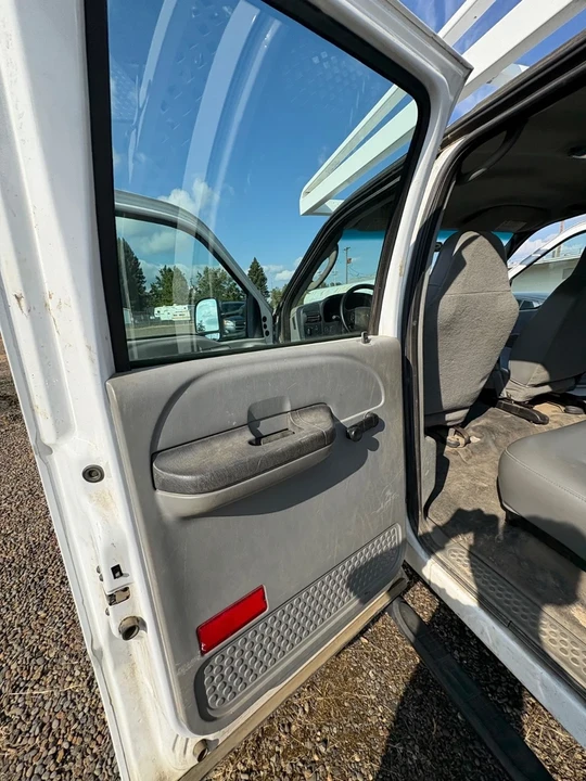 2005 Ford Super Duty 1st Gen - Image 16 of 17