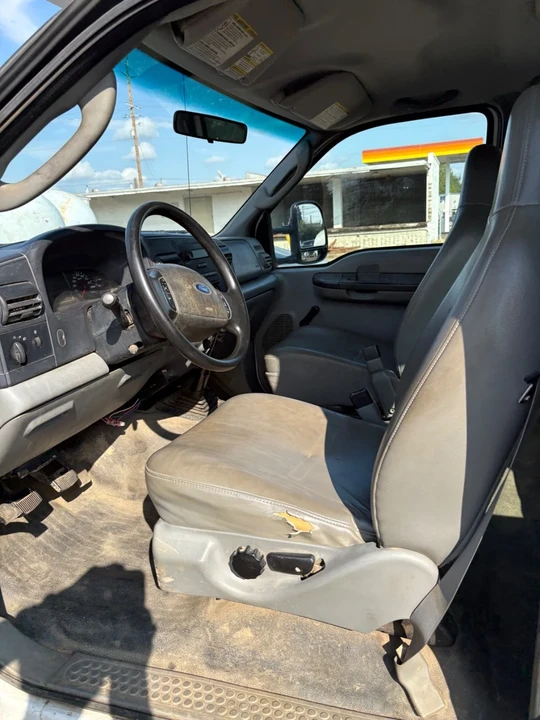 2005 Ford Super Duty 1st Gen - Image 9 of 17