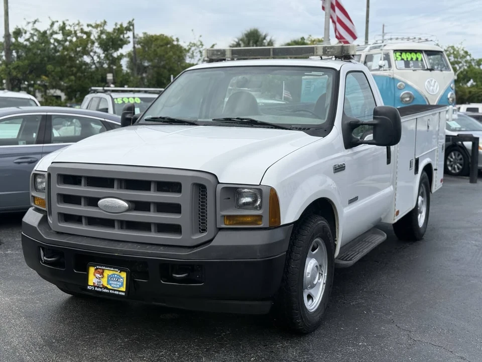 2005 Ford Super Duty 1st Gen - Image 2 of 21