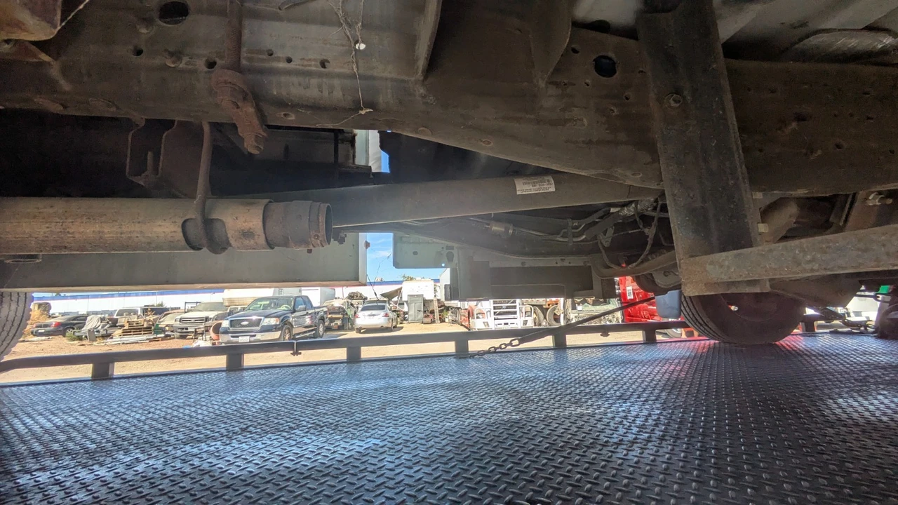 2005 Ford Super Duty 1st Gen - Image 18 of 21