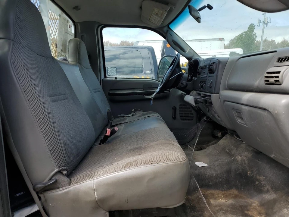 2005 Ford Super Duty 1st Gen - Image 14 of 21