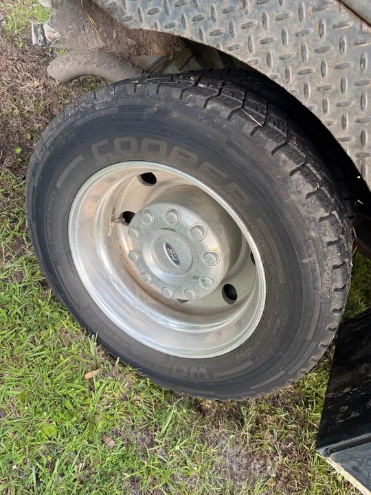 2005 Ford Super Duty 1st Gen - Image 11 of 11