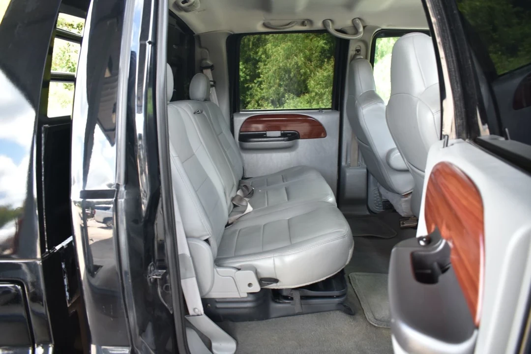 2005 Ford Super Duty 1st Gen - Image 17 of 21