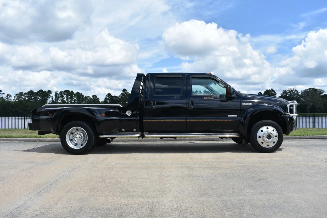 2005 Ford Super Duty 1st Gen - Image 3 of 12
