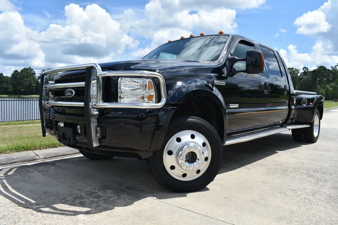 2005 Ford Super Duty 1st Gen - Image 11 of 12