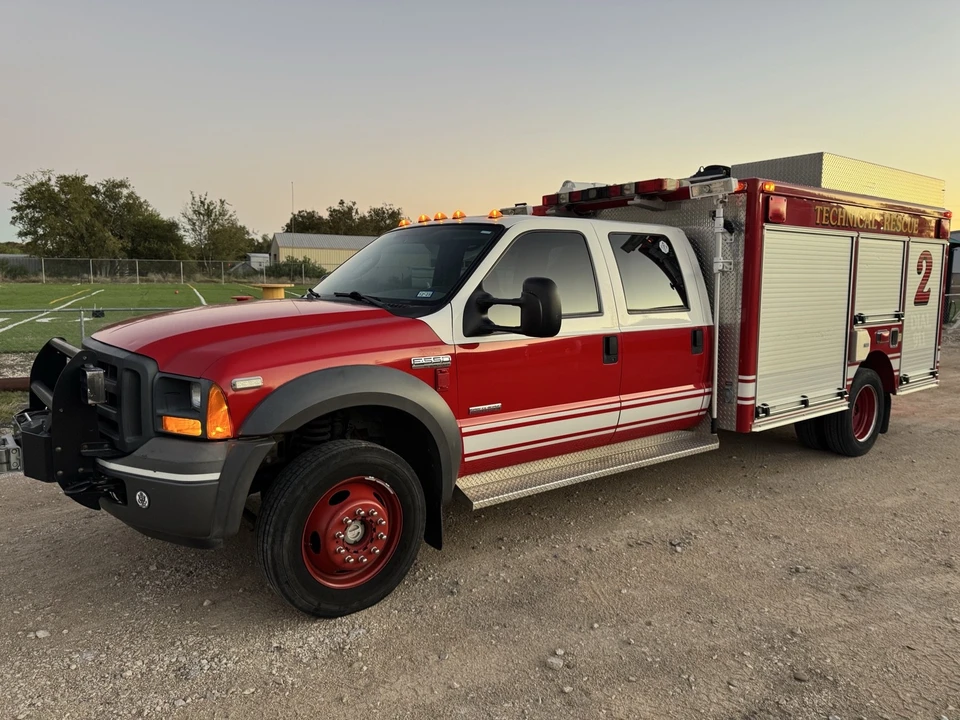 2005 Ford Super Duty 1st Gen - Image 2 of 21