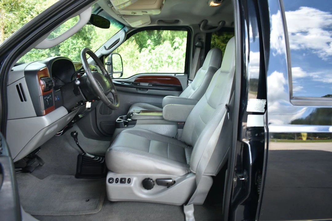 2005 Ford Super Duty 1st Gen - Image 12 of 21