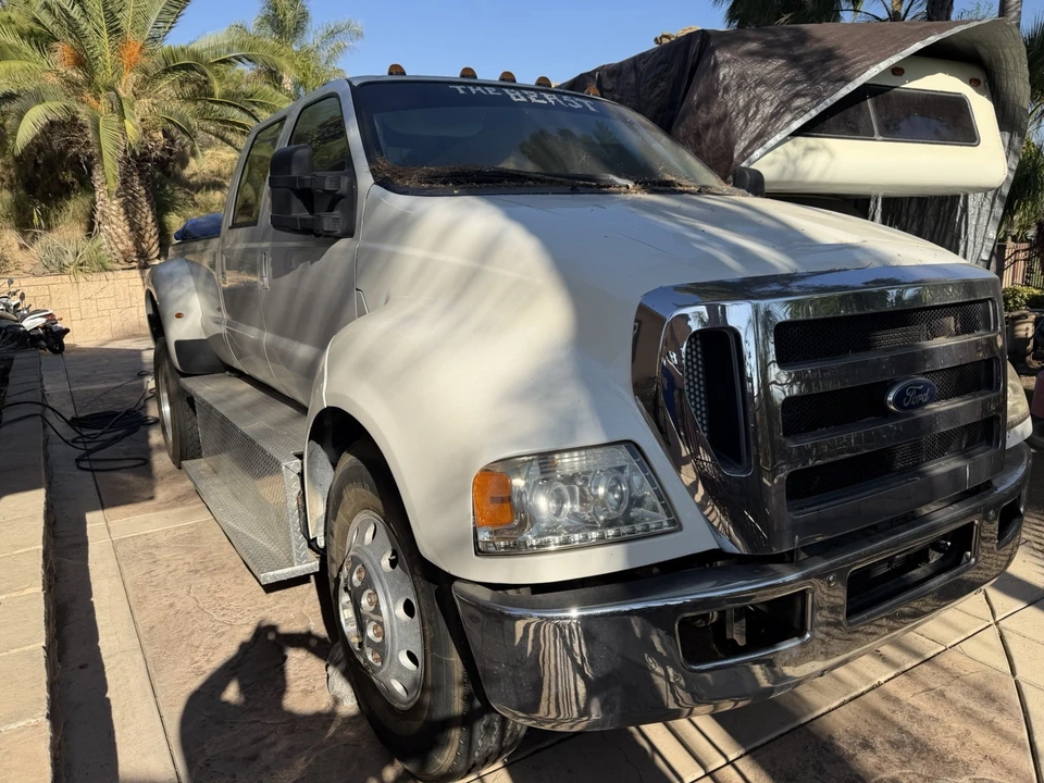 2005 Ford Super Duty 1st Gen - Image 2 of 20